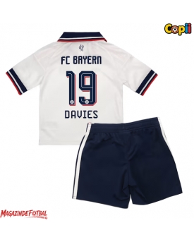 Bayern Munich Alphonso Davies #19 Echipament de Fotbal Replică 2026-27 Copii Deplasare (+ Șorturi)